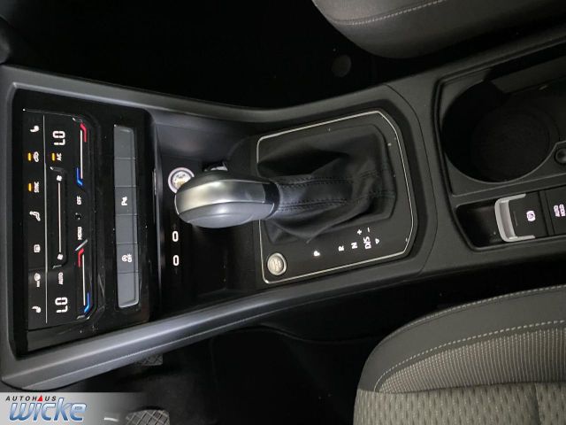 Touran 1.5 TSI DSG Comfortline NAVI KLIMA PDC LE