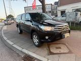 Toyota Hilux Double Cab Duty 4x4 - gebrauchte Toyota Hilux aus dem Jahr 2017