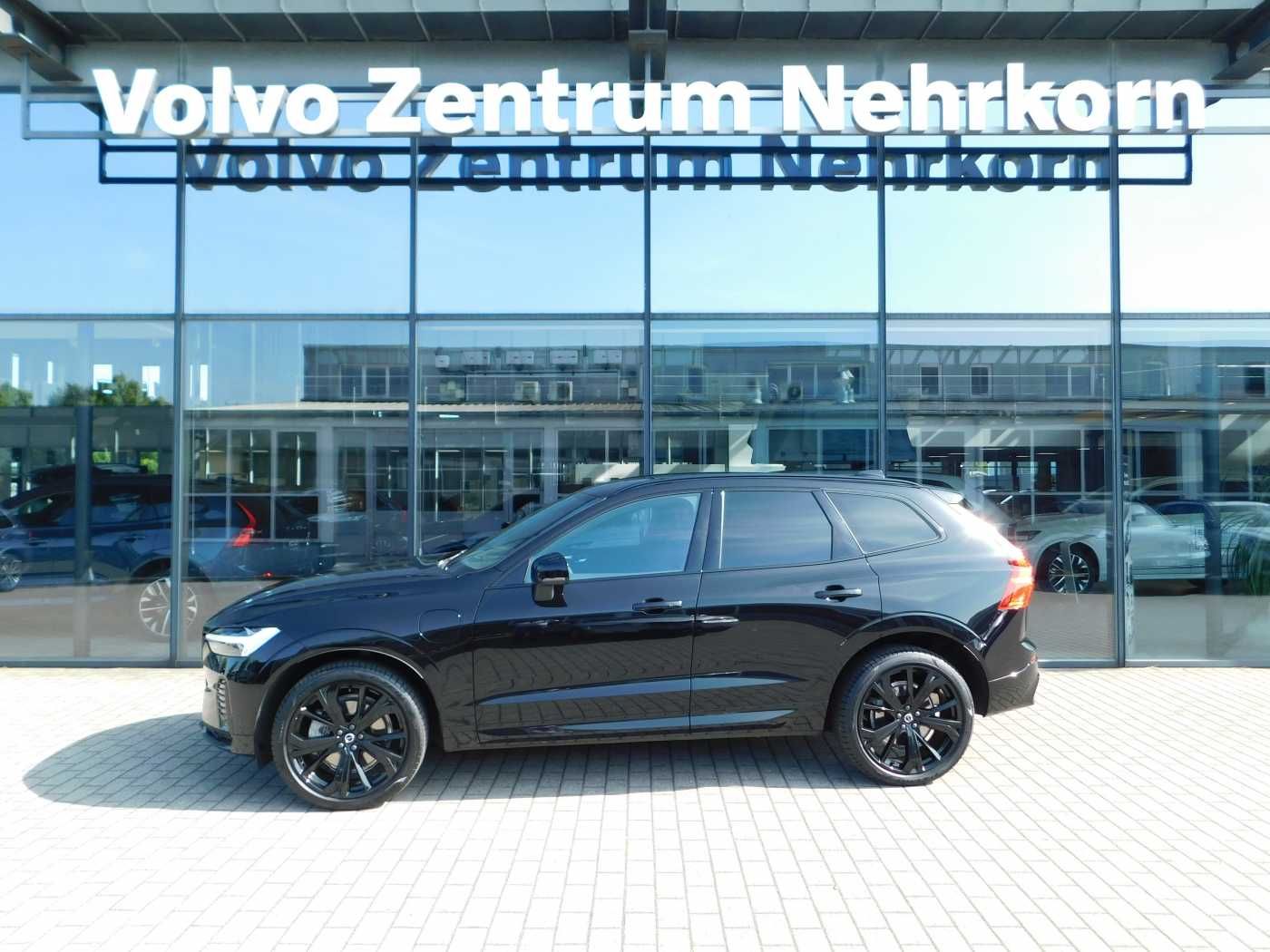 Fahrzeugabbildung Volvo XC60 T6 AWD Plus Black Edition '21'-Zoll, ACC, H