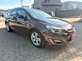 Opel Astra Sports Tourer 1.4 Turbo Active 103kW - Opel Astra: 1.4