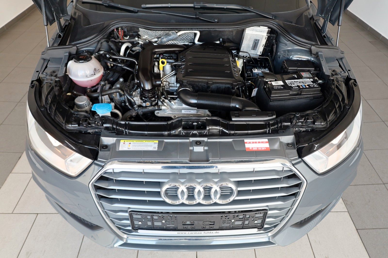 Fahrzeugabbildung Audi A1 Sportback design,PDC,8 fach bereift