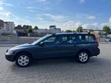Volvo XC70 2.4D AWD Automatik Kinetic - gebrauchte Volvo XC70 aus dem Jahr 2006