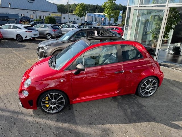 Fahrzeugabbildung Abarth 695C Turismo Leder NAVI Beats 17 ALU
