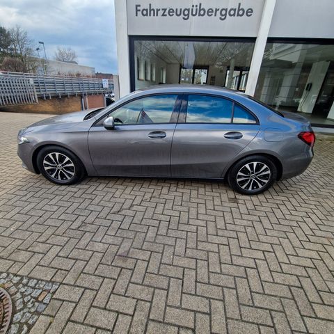 Mercedes-Benz A 180 d Limousine Automatik 1. Hand Scheckheft