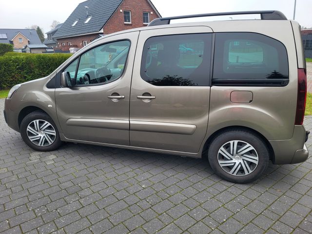 Citroën Berlingo BlueHDi  Multispace als Camper Umbau