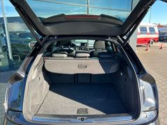 Fahrzeugabbildung Audi RSQ3 2.5 TFSI S tronic quattro Pano - Bose - LED