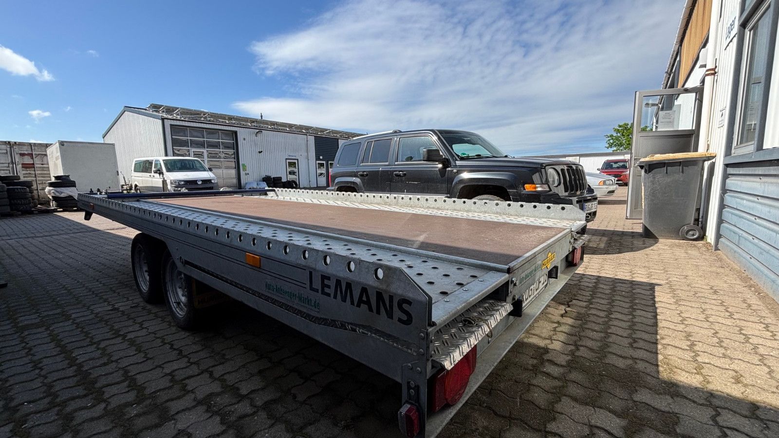 Fahrzeugabbildung Humbaur Lemans 3000