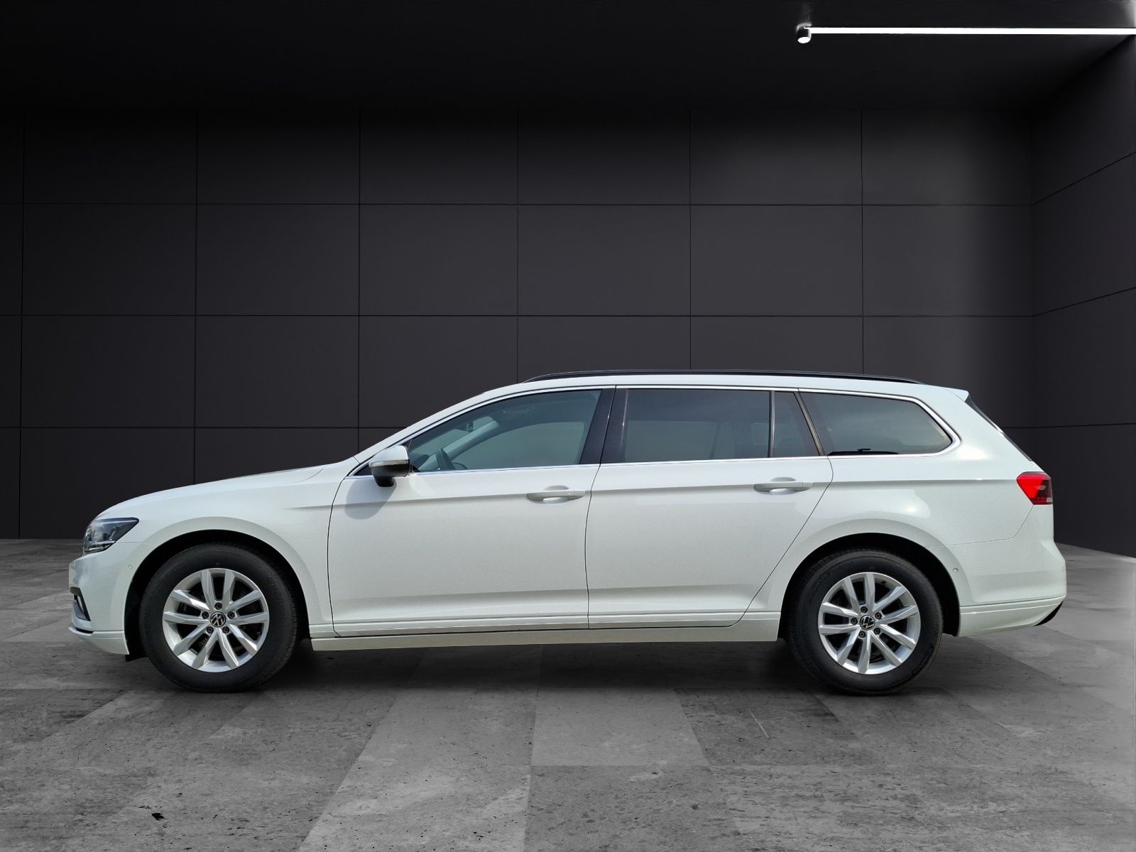 Fahrzeugabbildung Volkswagen Passat Variant TDI Business DSG LED AHK Navi AID