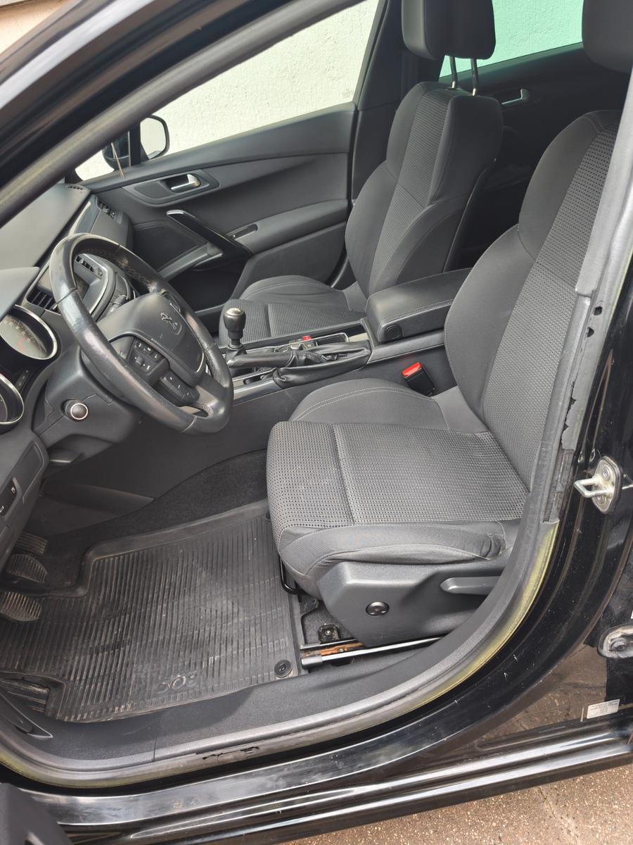 Peugeot 508 2012 — photo 15