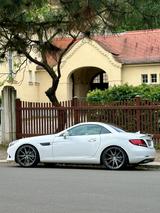 Mercedes-Benz SLC 180 - - Mercedes-Benz SLC 180: 3 Türen
