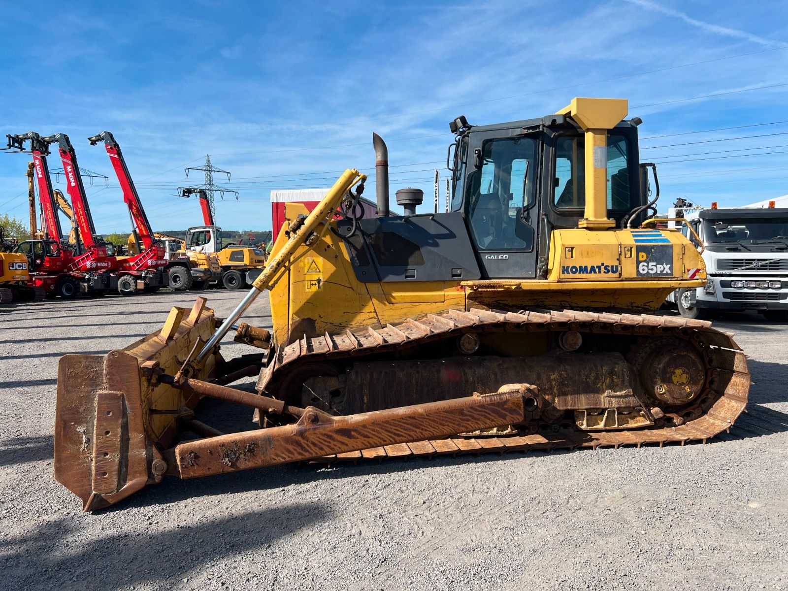 Fahrzeugabbildung Komatsu D65PX-15 / nur 5.945h / Baujahr: 2004