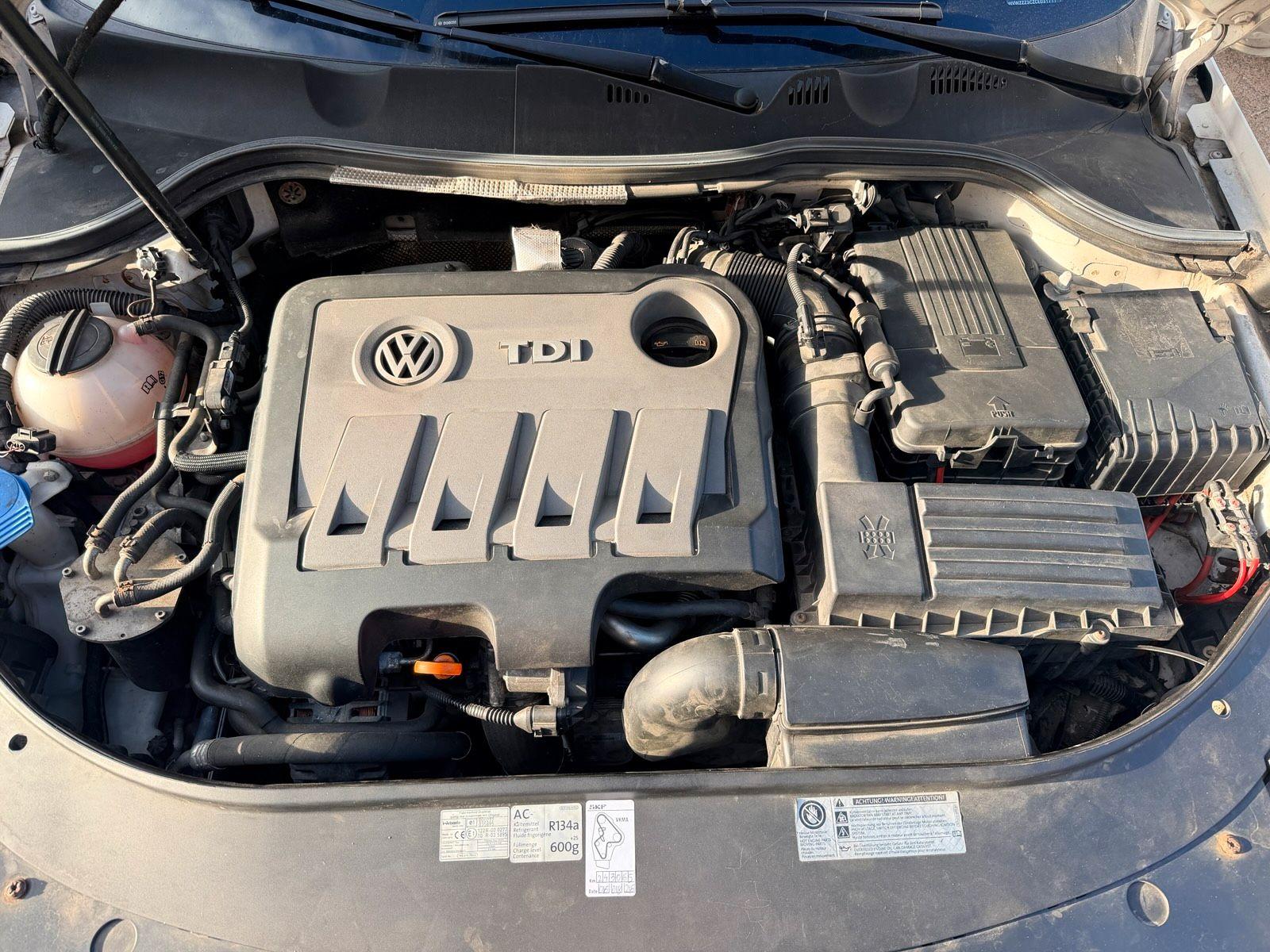 Volkswagen Passat 2011 — photo 6