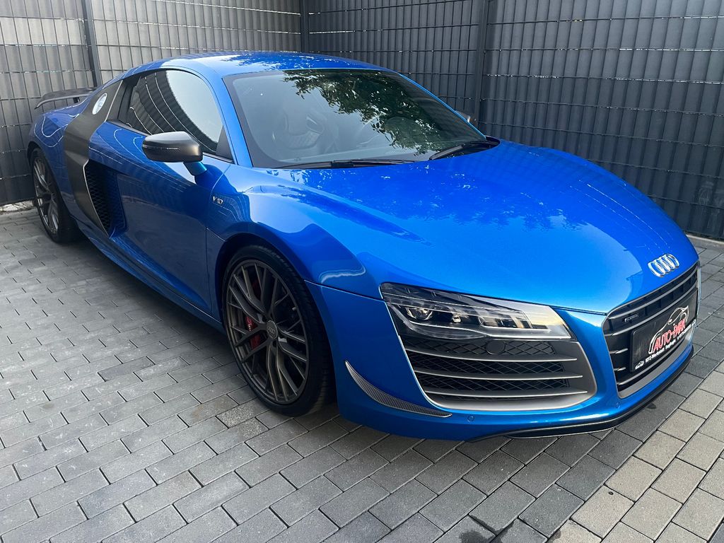 Audi R8