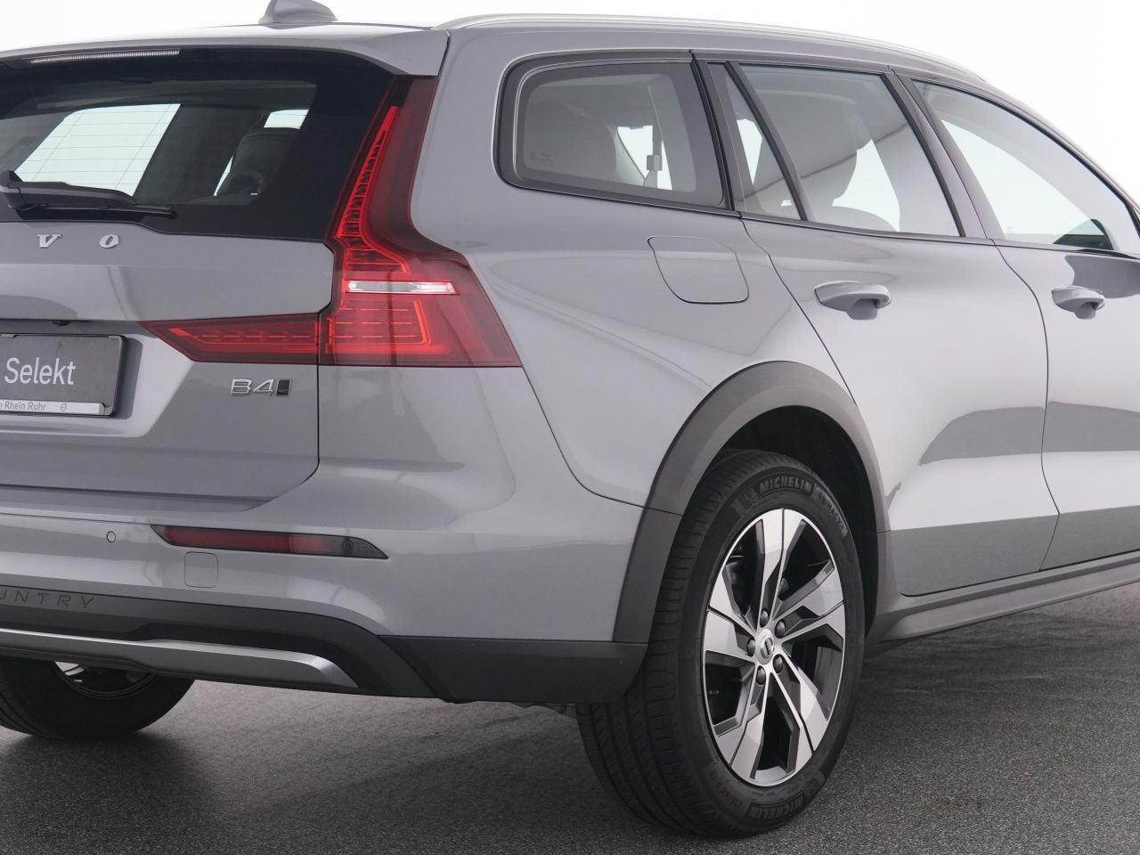 Volvo V60 Cross Country B4 AWD Plus+WINTERPAK+RFK+ foto 10