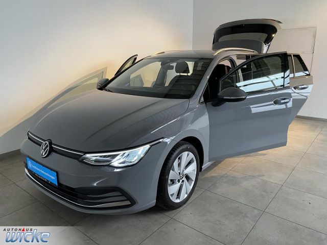 Golf VIII Variant 1.5 TSI Move NAVI KLMA LED AHK