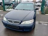 Honda Accord 1.8i LS - Honda Accord: 1.8