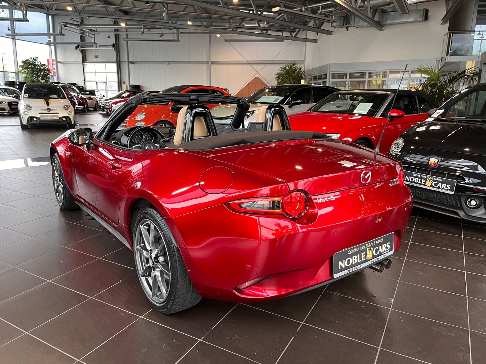 Fahrzeugabbildung Mazda MX-5 Selection KLIMA LED NAVI LEDER