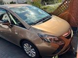 Opel Zafira Tourer - Opel Zafira Tourer aus 2013