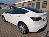 Tesla Model Y RWD wenig Km - Tesla Model Y in Köln