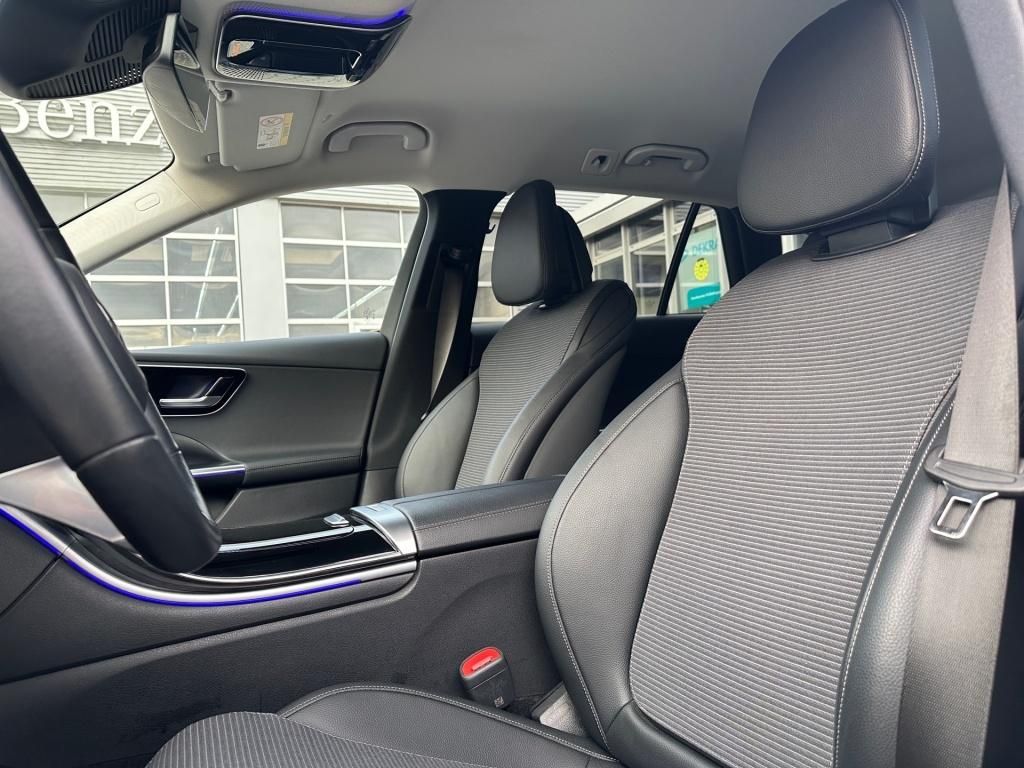 Fahrzeugabbildung Mercedes-Benz C 220 dT Night ACC SDHZ 360° LED HUD SHZ Ambie.