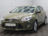 Ford Focus Lim. Titanium Xenon Navi T.Leder PDC SHZ - Ford Focus mit Benzin-Antrieb: Geländewagen