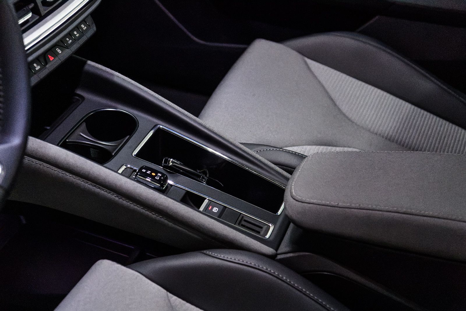 Fahrzeugabbildung SKODA Enyaq 50 NAVI+LED+RFK