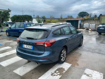 Ford Focus - 4