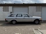 Mercedes-Benz W123 300TD  - Mercedes-Benz 300: Kombi, Automatik