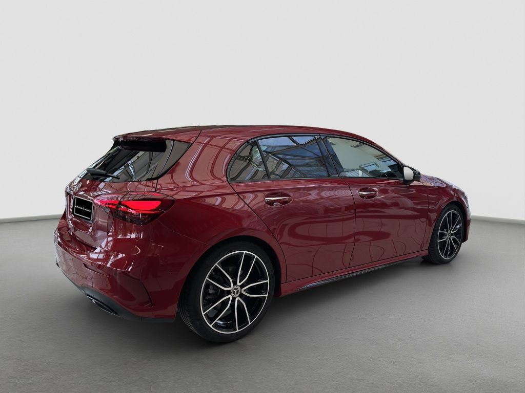 Fahrzeugabbildung Mercedes-Benz A 200 AMG Line*Night Paket*Kamera*KEYLESS-GO
