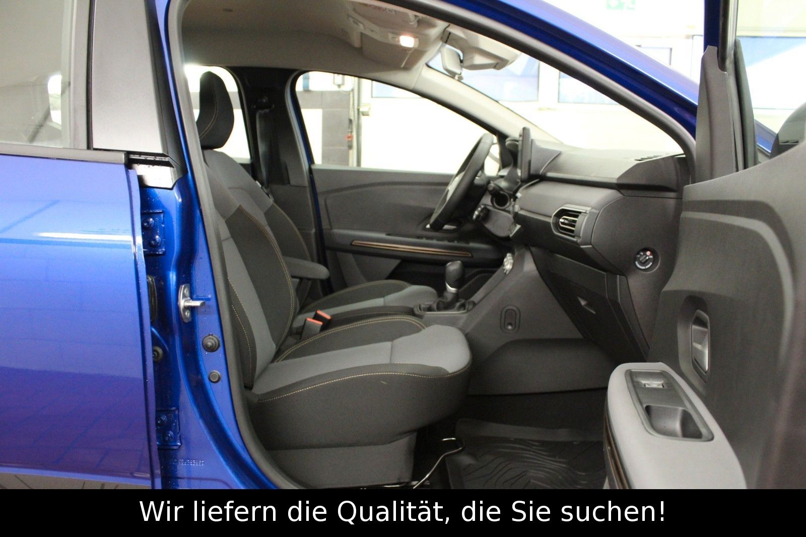 Fahrzeugabbildung Dacia Sandero TCe 90 CVT Stepway Extreme*City Paket*