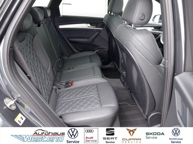 Fahrzeugabbildung Audi SQ5 3.0l TDI 251KW qu. Pano Leder MatrixLED AHK