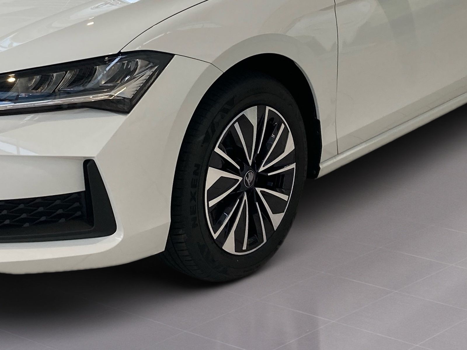 Skoda Superb - Bild 4