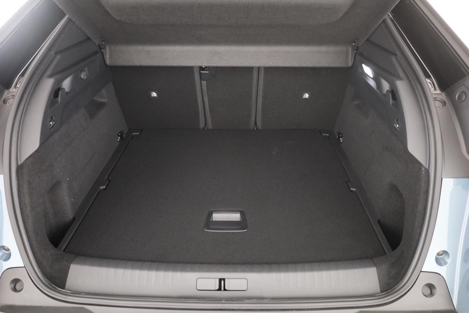 Peugeot 3008 GT 1.2 Hybrid 145 Aut. LED ACC Navi AHK