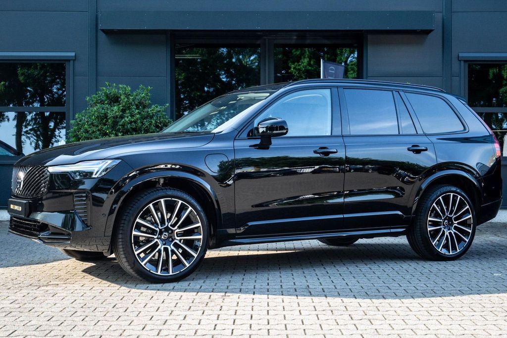 Volvo XC90 — hlavná fotografia