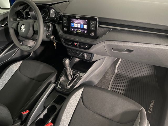 Fabia Easy 1.0 LED+RADIO+ZV+DAB