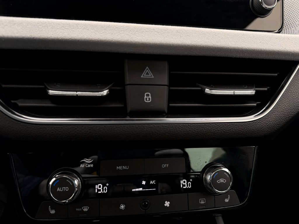 SKODA Scala Top Selection SHZ PDC Rückfahrkamera ALU SKODA Scala Top Selection SHZ PDC Rückfahrkamera ALU