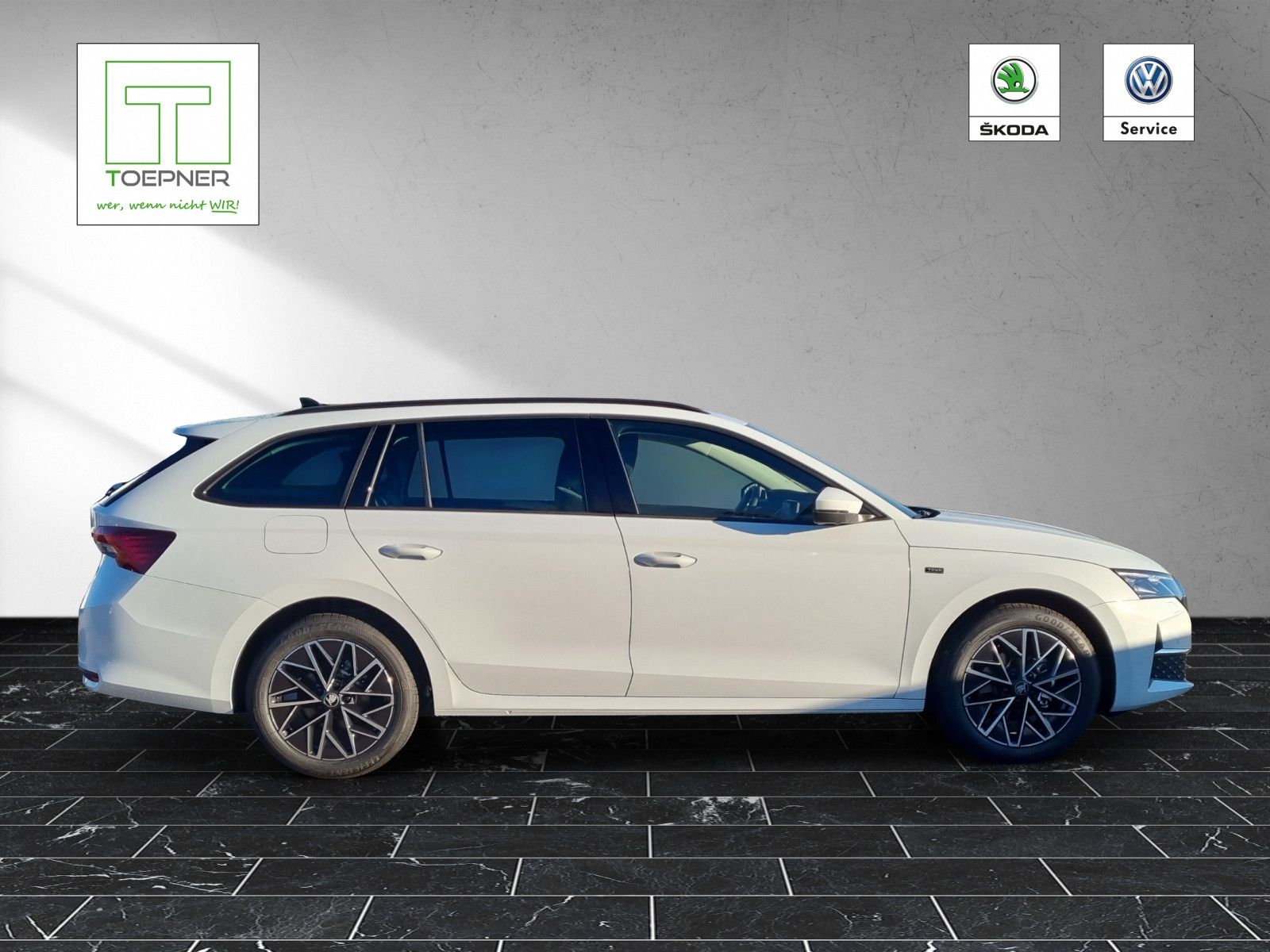 Fahrzeugabbildung SKODA Octavia Combi Tour 2,0 TDI 110KW/150PS AHK