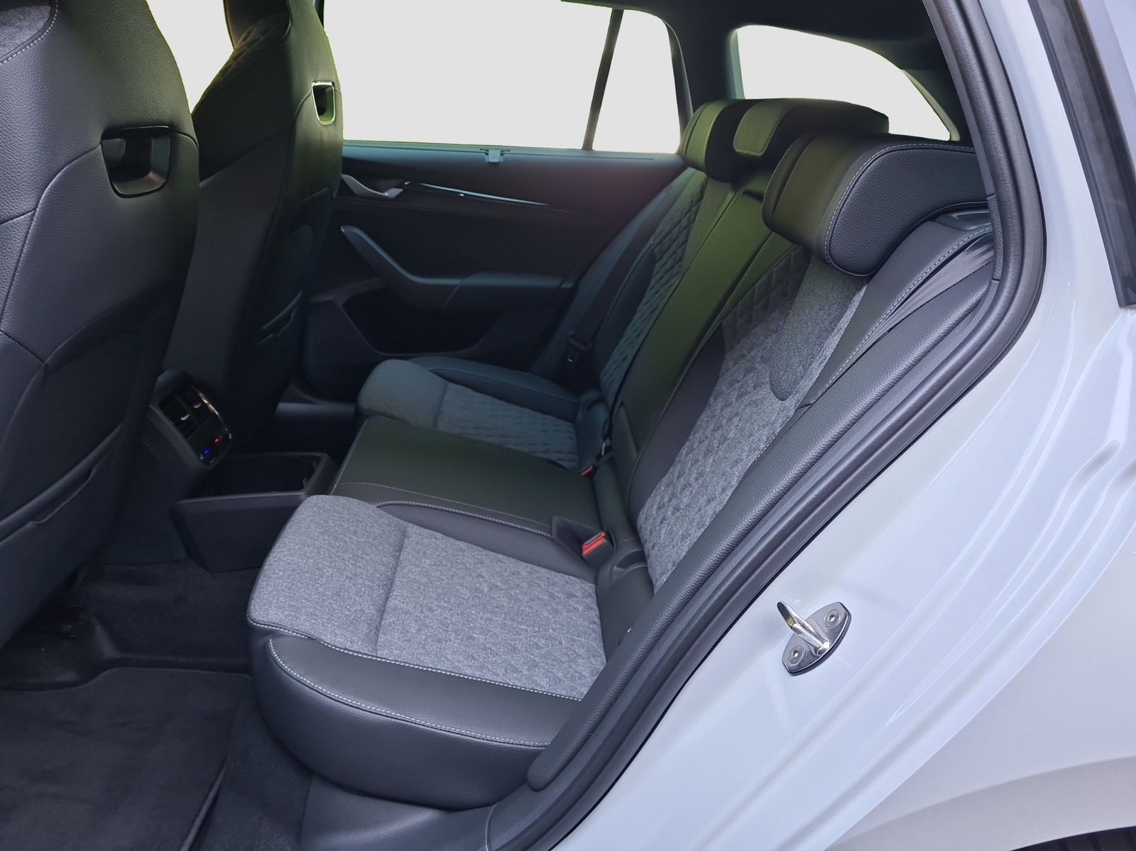 Skoda Octavia - Bild 10
