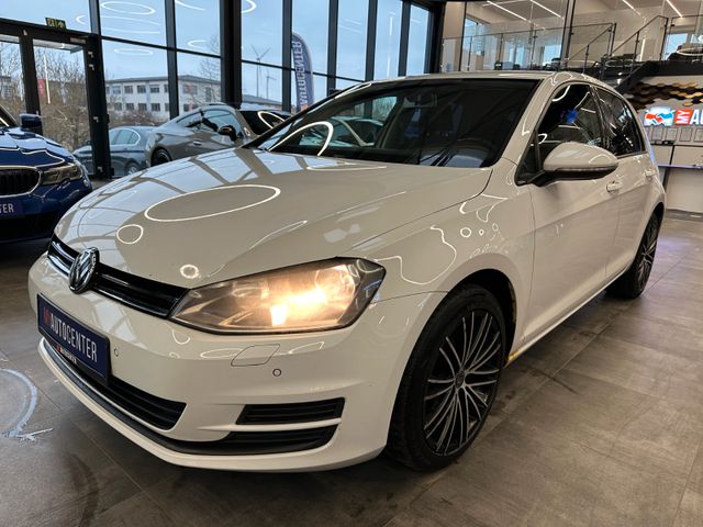 MYAUTOCENTER – Gebraucht- und Jahreswagen mit Werkstattservice in Pfaffenhofen Volkswagen Golf VII Lim. Comfortline BMT