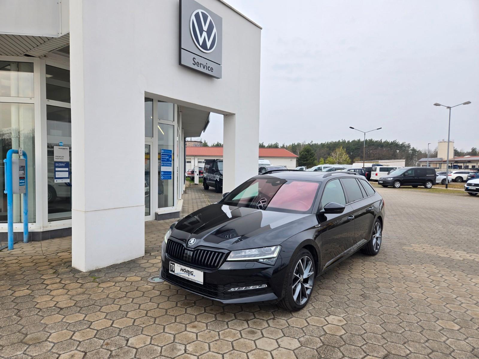 Skoda Superb Combi Sportline AHK Panorama Navi ACC