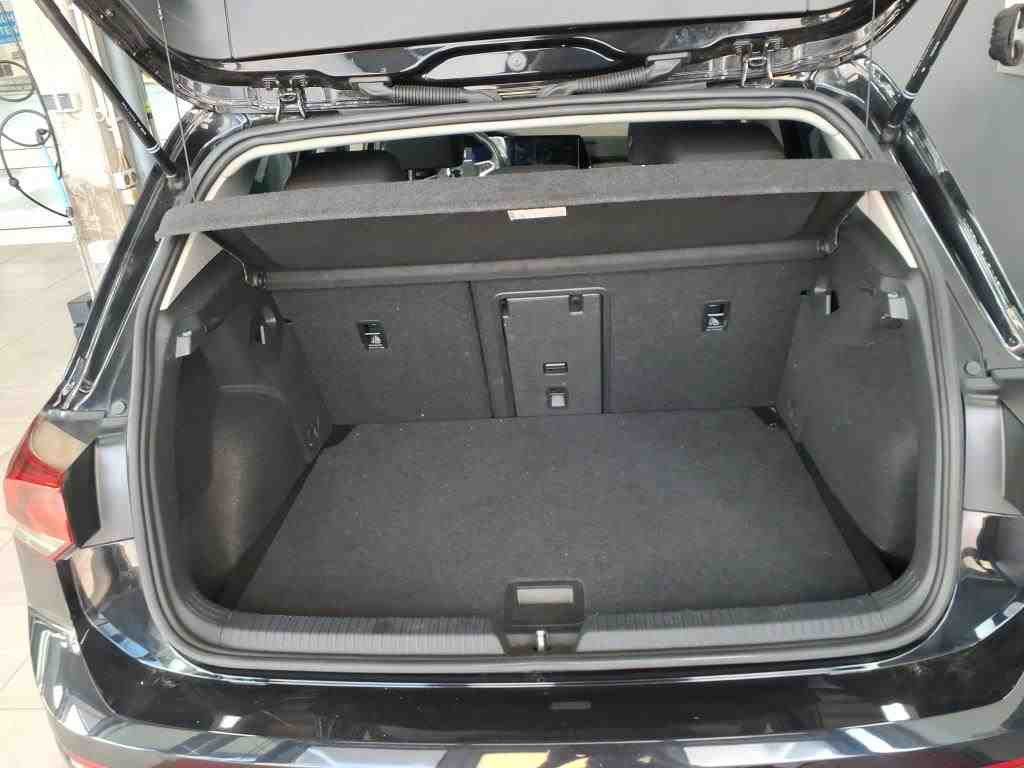Volkswagen Golf - Bild 8