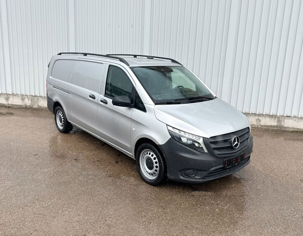 Image of Mercedes-Benz Vito