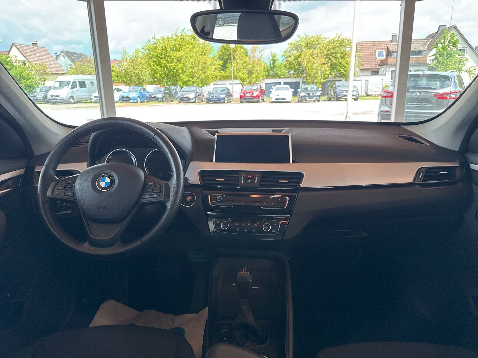 BMW X1 xDrive 25e Advantage 4x4+Navi+PDC+ParkAss+LM foto 17