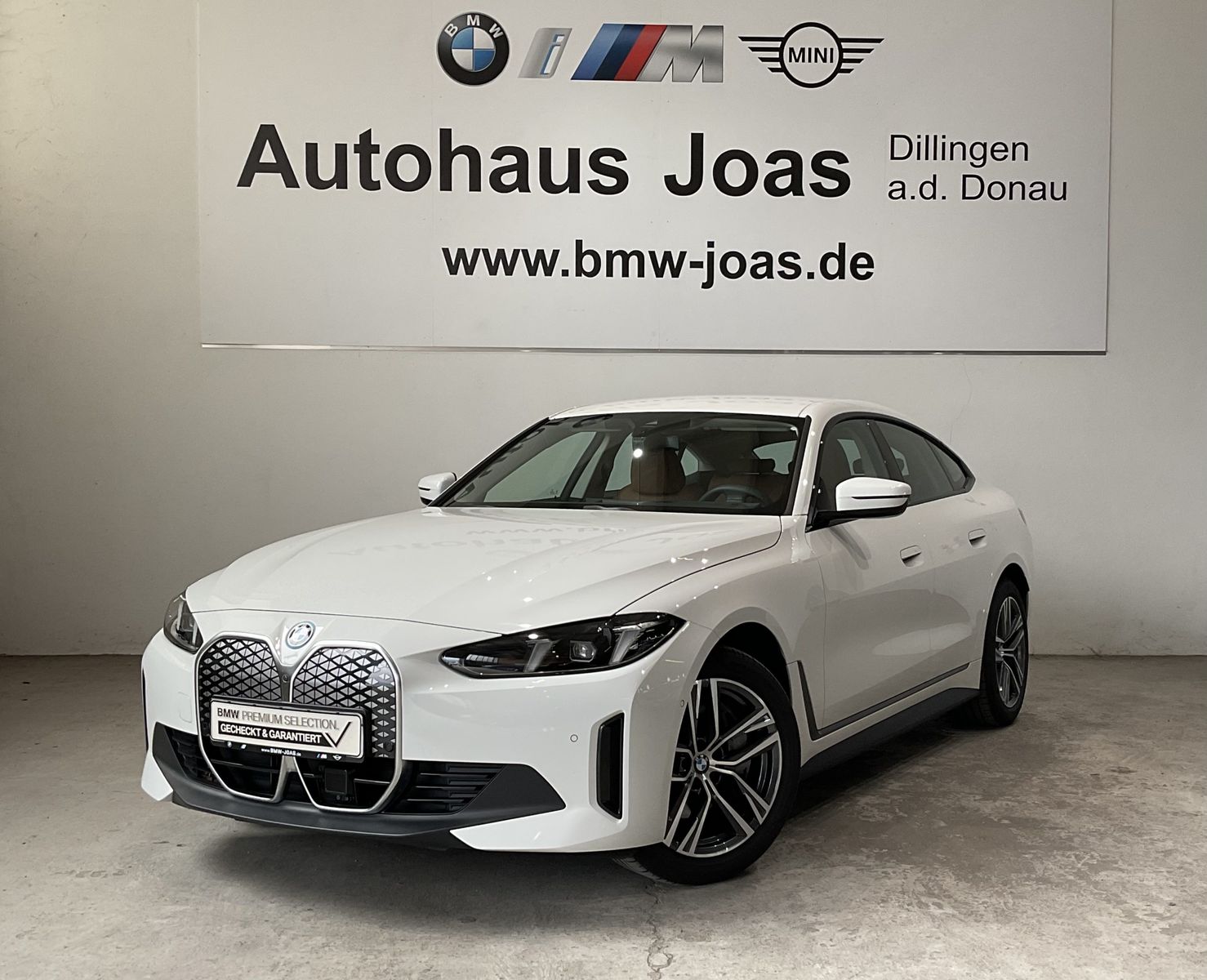 BMW i4 eDrive35 |Driving Assistant |Lenkradheizung |