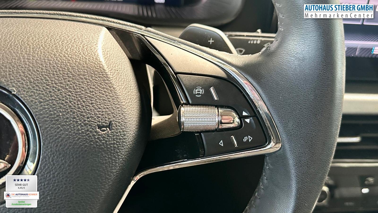 Skoda Kamiq 1.5 TSI DSG TOUR SHZ+LHZ+NAV+CARPLAY+RF..., миниатюра 15