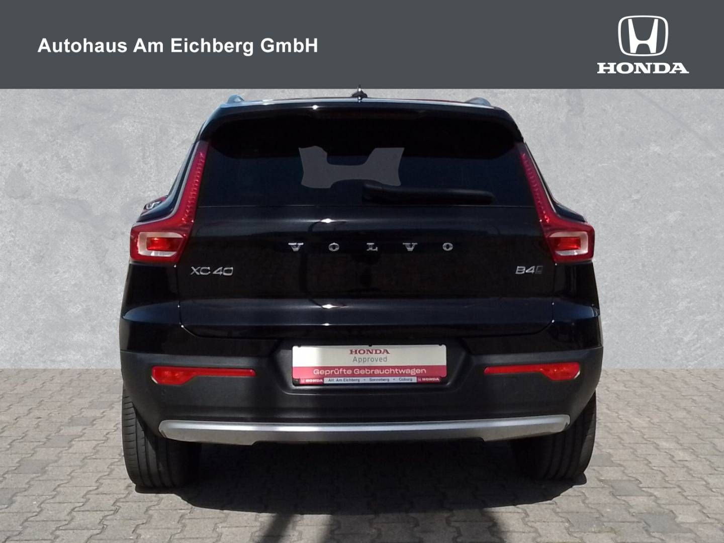 Fahrzeugabbildung Volvo XC 40 Inscription B4 AWD