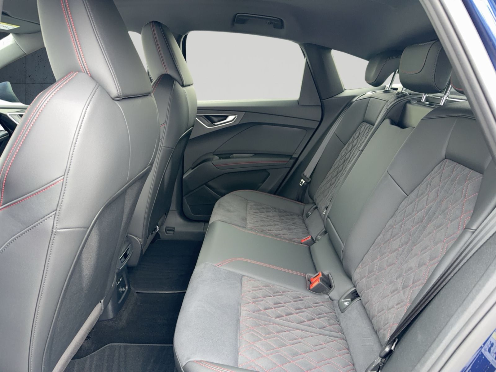 Audi Q4 e-tron - Bild 12