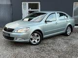 Skoda Octavia Automatik,Leder,PDC,Sitzheiz,AHK Eleganc - Skoda Octavia: Grün