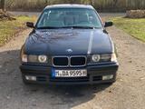 BMW 320i Coupe, H-Kennzeichen - BMW 320 aus 1992