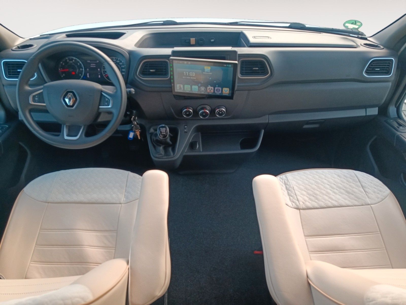 Fahrzeugabbildung Ahorn Alaska TQ *Luftfahrwerk*SAT*AHZV*Solar